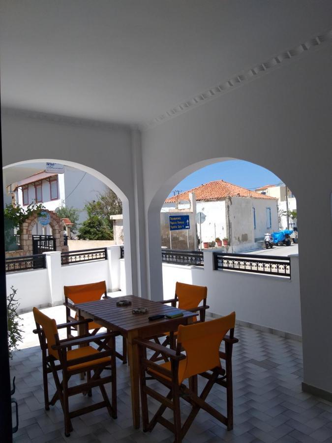 Gialos Rooms Elafonissos Exterior foto